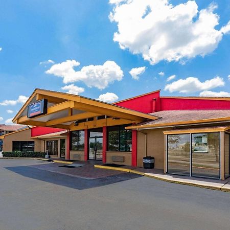 Howard Johnson By Wyndham Houston Hobby Airport Exterior photo