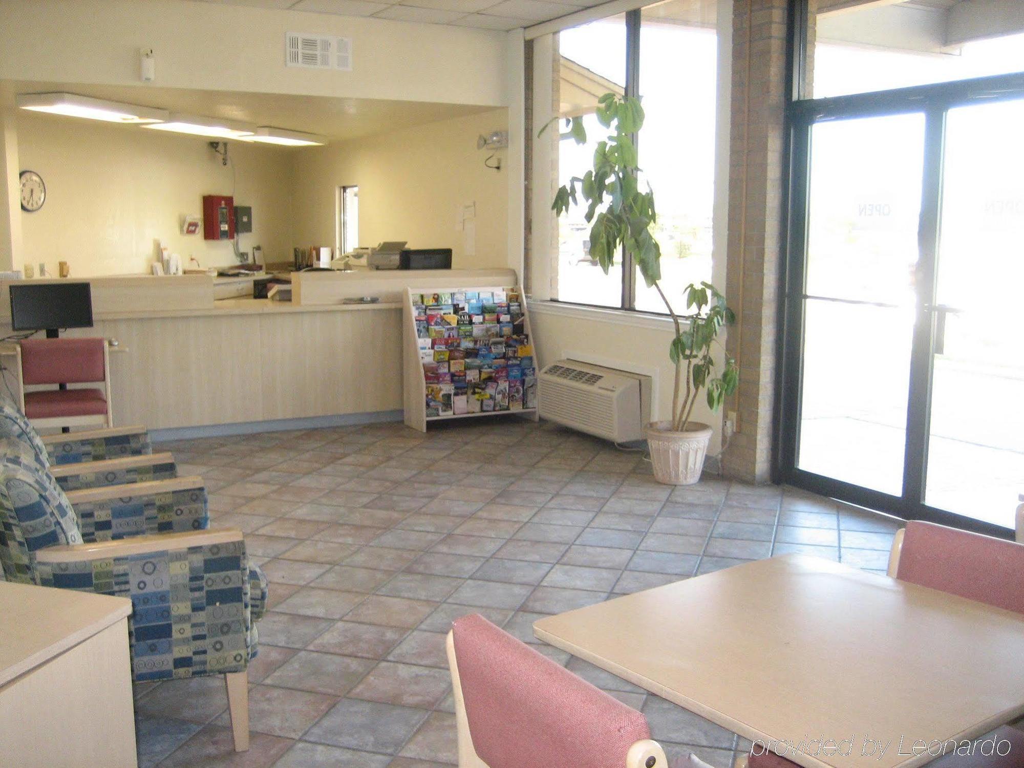 Howard Johnson By Wyndham Houston Hobby Airport Interior photo